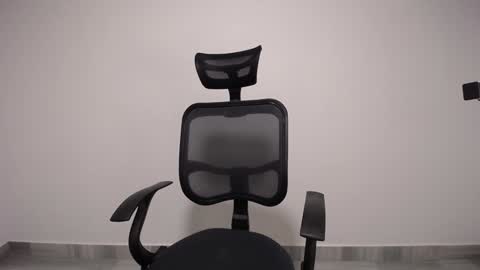 Plux online show from 12/03/24, 04:25