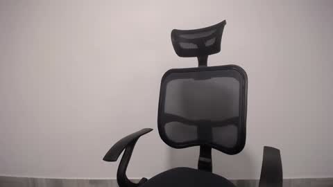 Plux online show from 02/02/25, 02:38