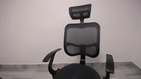 Plux online show from 03/04/25, 04:17