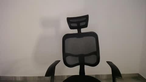 Plux online show from 03/10/25, 05:33