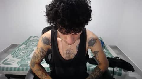 Plux online show from 10/22/25, 07:46