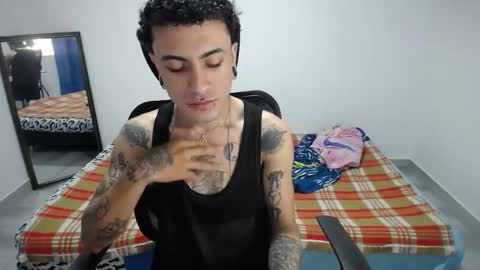 Plux online show from 11/26/25, 06:31