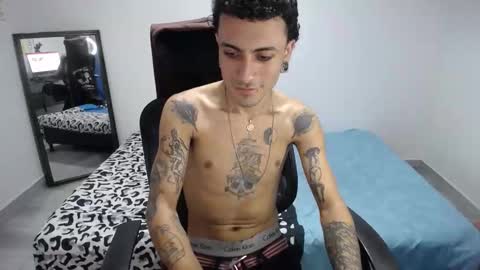 Plux online show from 12/03/25, 06:39