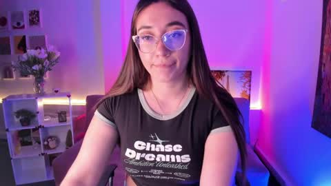 Camila  online show from 05/11/26, 02:45