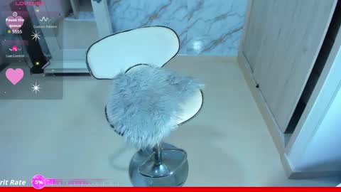 Snapshot of pressure_xxx_420 chatting on 05/17/26, 08:34 PRESSURE online show from 05/17/26, 08:34