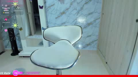 Snapshot of pressure_xxx_420 chatting on 05/21/26, 08:43 PRESSURE online show from 05/21/26, 08:43