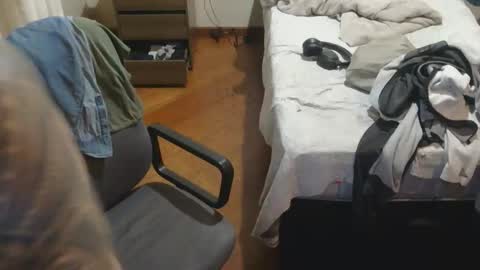 pretoriaan online show from 10/04/25, 01:14