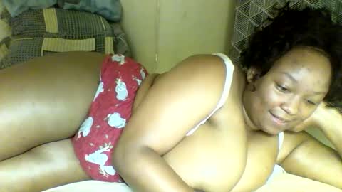 Snapshot of prettie_diva0 chatting on 10/28/25, 04:42 Prettie diva online show from 10/28/25, 04:42