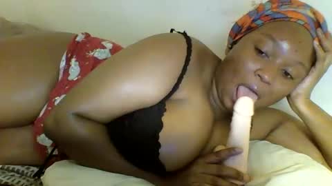 Snapshot of prettie_diva0 chatting on 01/14/26, 09:52 Prettie diva online show from 01/14/26, 09:52