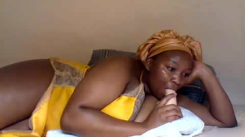 Snapshot of prettie_diva0 chatting on 02/26/26, 03:00 Prettie diva online show from 02/26/26, 03:00