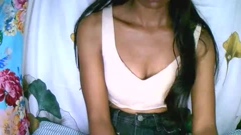 prettiethalia online show from 12/15/25, 09:41