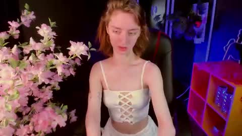 Lady vikki  online show from 06/25/26, 05:56