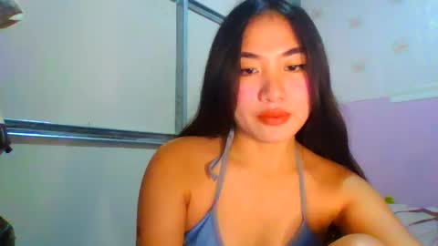 Snapshot of pretty_am chatting on 05/16/26, 04:50 pretty_am online show from 05/16/26, 04:50