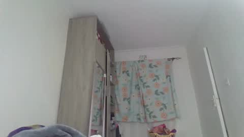 pretty_curvy99 online show from 04/03/26, 08:51