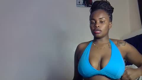 pretty_daina3 online show from 04/30/26, 09:52