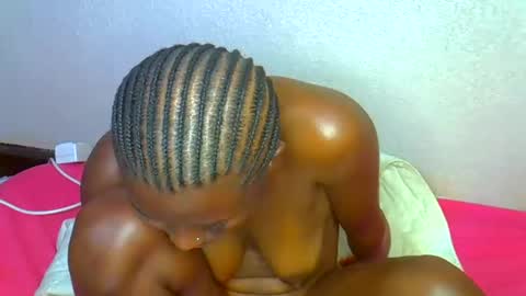 Snapshot of pretty_ebony_dolls chatting on 03/06/25, 01:16 riri online show from 03/06/25, 01:16