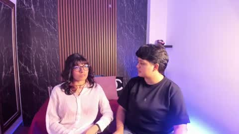 pretty_honey22 online show from 06/26/26, 03:22