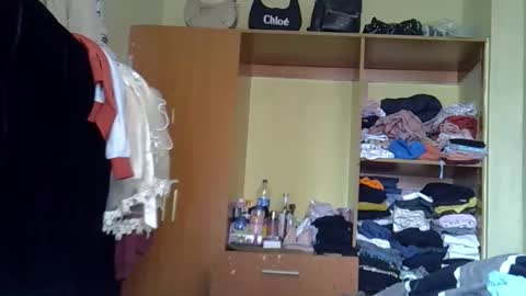 Jaz online show from 04/15/26, 09:27