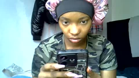 Snapshot of pretty_jazminee chatting on 06/27/26, 07:02 pretty jazminee online show from 06/27/26, 07:02