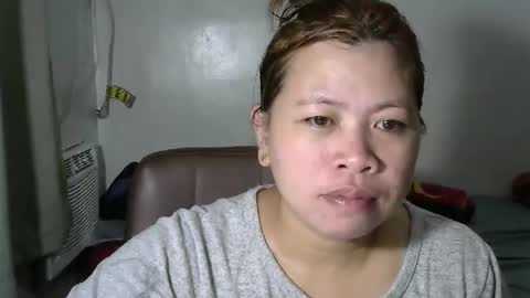 Snapshot of pretty_jenny30 chatting on 10/22/25, 12:16 jenny online show from 10/22/25, 12:16