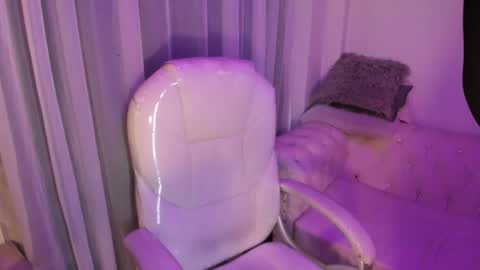 pretty online show from 02/07/26, 11:36