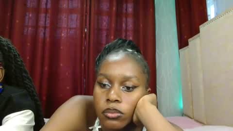 Snapshot of pretty_lioness_ chatting on 02/27/26, 05:18 Pretty online show from 02/27/26, 05:18