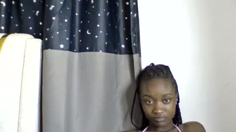 pretty luv1 online show from 05/06/26, 07:41