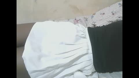 Ivy online show from 09/30/25, 02:27