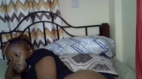 pretty_maya2 online show from 09/27/25, 05:01