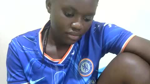 pretty_melan online show from 02/21/26, 09:43