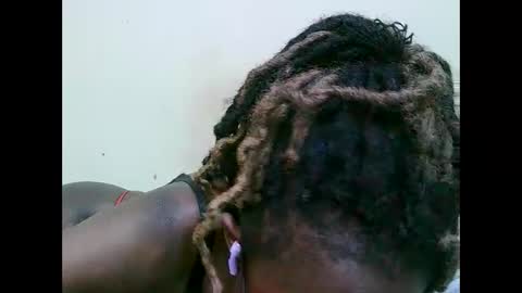 pretty_mellan online show from 03/07/25, 12:12