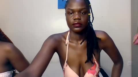 naya online show from 11/24/25, 03:34