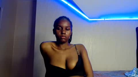 Snapshot of pretty_nyra chatting on 06/13/26, 08:51 Nyra online show from 06/13/26, 08:51