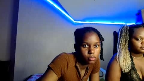 Snapshot of pretty_nyra chatting on 07/18/26, 06:34 Nyra online show from 07/18/26, 06:34