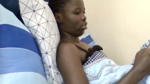 pretty_petite_ebony online show from 07/09/26, 08:51