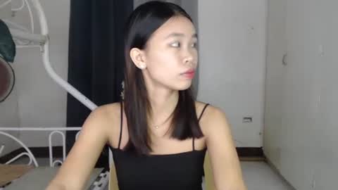 Snapshot of pretty_princes19 chatting on 05/13/26, 07:22 Princess online show from 05/13/26, 07:22