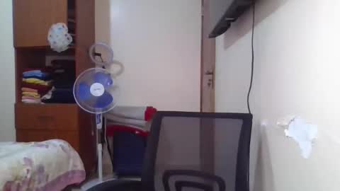 Snapshot of pretty_shila chatting on 04/25/26, 05:21 pretty_shila online show from 04/25/26, 05:21