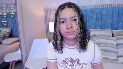 Daisy Flower online show from 02/06/26, 01:54