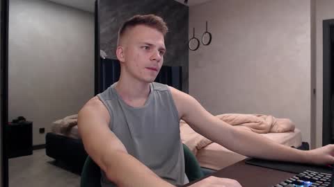 Justin online show from 11/12/25, 06:03