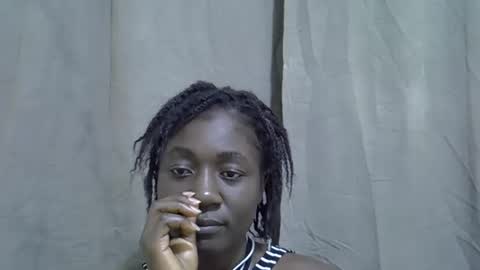 Snapshot of pretty_swirl chatting on 02/22/26, 02:24 Twirl online show from 02/22/26, 02:24