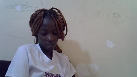 Vee online show from 03/08/26, 06:17