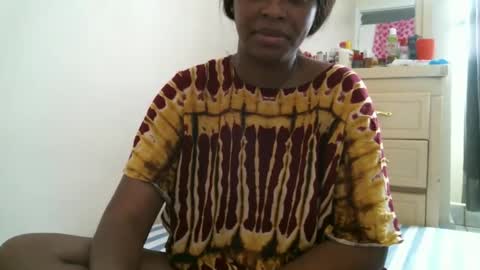 zii online show from 10/06/25, 07:28