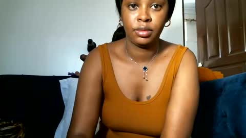 Snapshot of pretty_zii chatting on 05/29/26, 08:45 zii online show from 05/29/26, 08:45