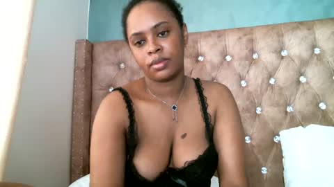 Snapshot of pretty_zii chatting on 06/28/26, 09:15 zii online show from 06/28/26, 09:15