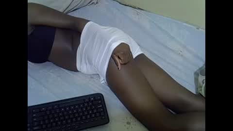 prettyalma online show from 12/28/24, 09:08