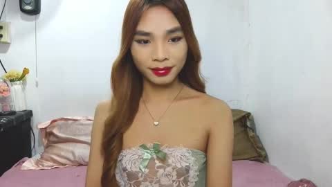 Snapshot of prettyandrea2 chatting on 03/04/26, 03:45 Pretty Andrea online show from 03/04/26, 03:45