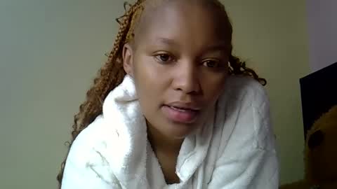 Snapshot of prettybamb chatting on 03/27/26, 06:08 prettybamb online show from 03/27/26, 06:08