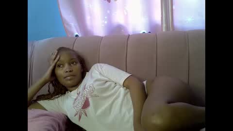 Snapshot of prettybamb chatting on 04/13/26, 09:26 prettybamb online show from 04/13/26, 09:26