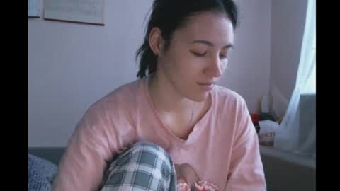 Bella online show from 01/10/25, 05:15