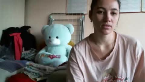 Bella online show from 11/26/25, 05:08